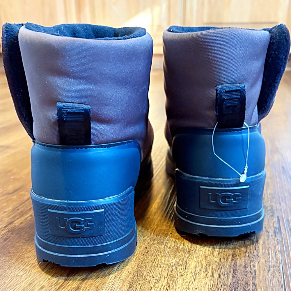 ♥️💖 UGG Classic KLAMUTH MINI SUEDE CLASSIC BOOTS Chocolate Brown EUC - Picture 9 of 16